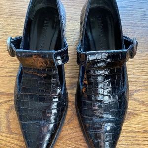 FREDA SALVADOR Salvador  Embossed Croc Buckle T Strap Loafer Women US 7.5 …